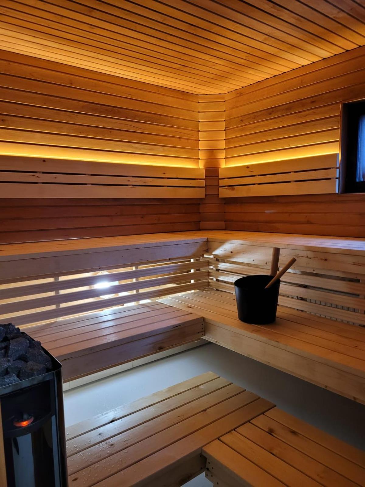 Hotel Julie Γιόενσου Εξωτερικό φωτογραφία