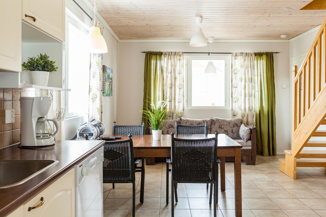 Hotel Julie Γιόενσου Εξωτερικό φωτογραφία